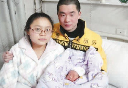 记者电话联系上刘颖的妻子