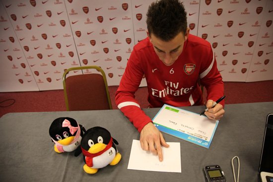 英超断球王称成长源自信心 中国字好看不好写