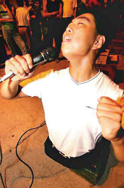 人民日报海外版:见义勇为中国人折射民族精神