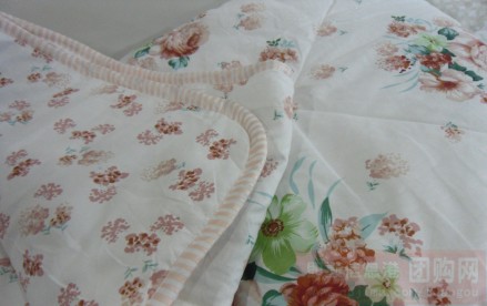 原价186元的ab版全棉印花夏凉被一条(1.8米*2