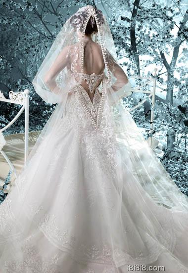 Sexy back缔造性感华丽时尚婚纱