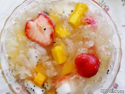 小编精选5款滋补小月子食谱