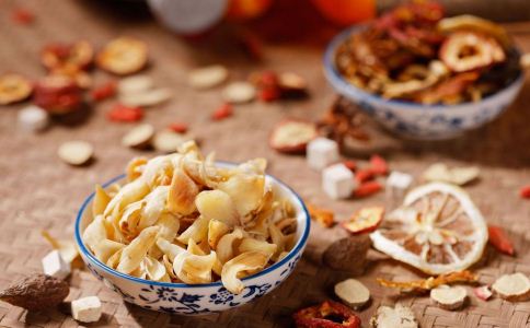 男孩包皮过长怎么办?积极治疗是关键